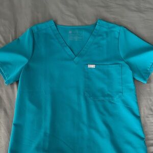 Figs Women’s Pacific Blue Catarina One Pocket Scrub Top